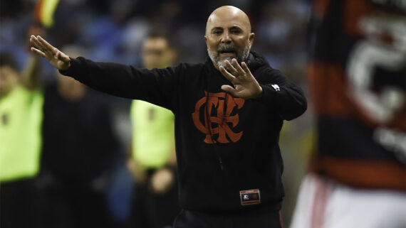 Sampaoli foi detonado por comentaristas que acompanham o Flamengo (foto: Marcelo Cortes / Flamengo)