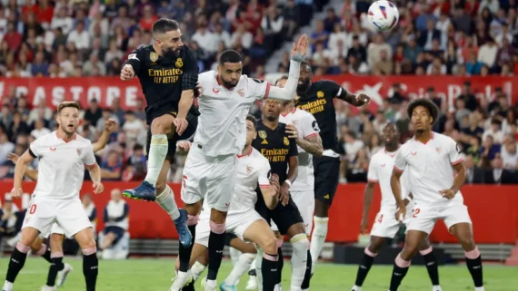 Sevilla e Real Madrid empataram por 1 a 1 pelo Campeonato Espanhol (foto: Eric Verhoeven/Sócrates/Getty Images)