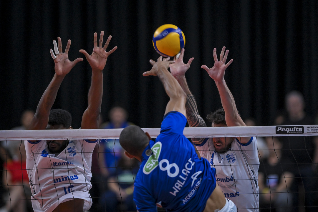 Vôlei: Cruzeiro perde para São José no tie-break e fica com vice da  Supercopa Masculina > No Ataque