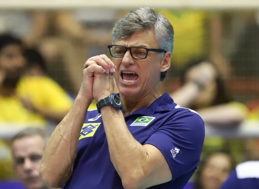 Renan Dal Zotto não é mais técnico da seleção masculina de vôlei