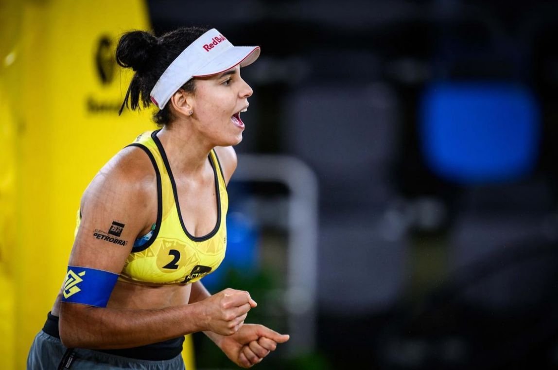 Duda, atleta brasileira de vôlei de praia (foto: Volleyball World/Divulgação)