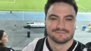 Felipe Neto em jogo do Botafogo (foto: Reprodução/Twitter/Felipe Neto)