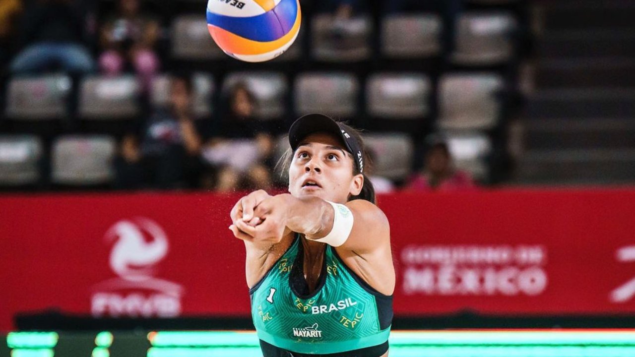 Ana Patrícia em quadra (foto: Reprodução Instagram de Ana Patrícia)