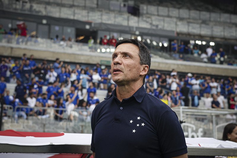 Técnico Zé Ricardo (foto: Zé Ricardo deixou o comando do Cruzeiro no último domingo (12/11))