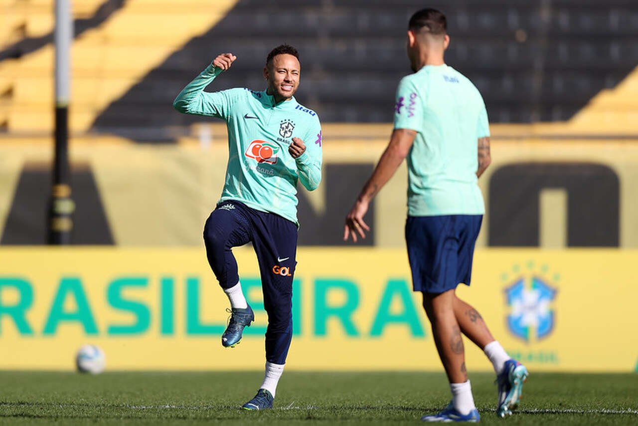 Neymar durante treinamento da Seleção Brasileira em Montevideo, no Uruguai (foto: Vitor Silva/CBF)