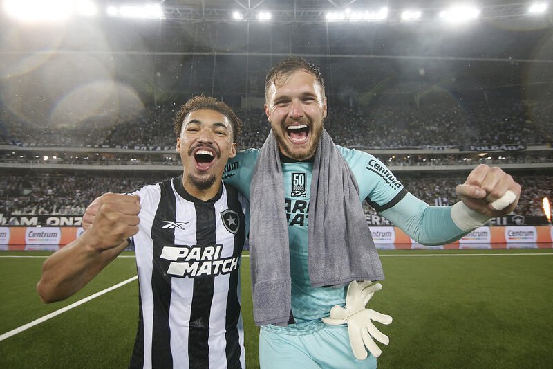 Botafogo pode contar com Perri e Adryelson em jogo contra o América-MG, em Belo Horizonte (foto: Vítor Silva/Botafogo)