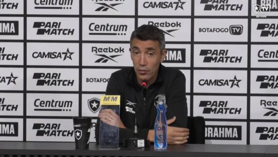 Botafogo de Bruno Lage não vence há quatro rodadas no Brasileirão (foto: Reprodução/BotafogoTV)