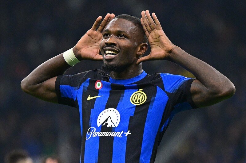 Thuram comemorando (foto: Divulgação/FC Internazionale)