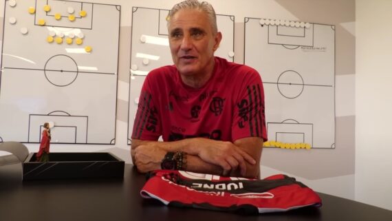 Tite, técnico do Flamengo (foto: Reprodução/FlaTV)