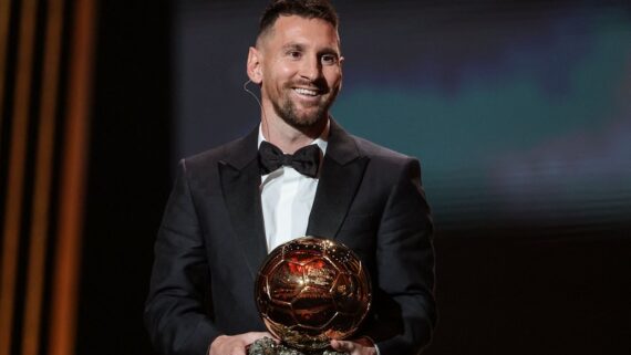 Messi é o maior vencedor da Bola de Ouro na história, com oito troféus (foto: Foto: Franck Fife/AFP)