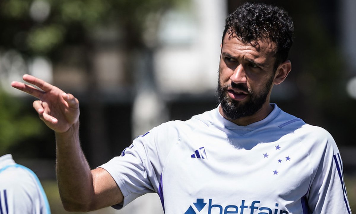 Luciano Castán durante treino do Cruzeiro (foto: Gustavo Aleixo/Cruzeiro)