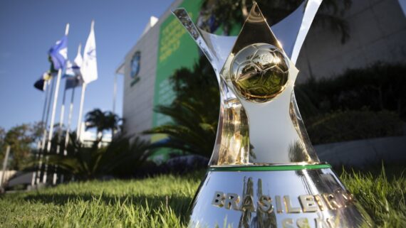 Taça do Campeonato Brasileiro (foto: Reprodução)