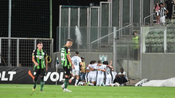 América e Botafogo pelo Campeonato Brasileiro (foto: Alexandre Guzanshe/EM.DA.Press)