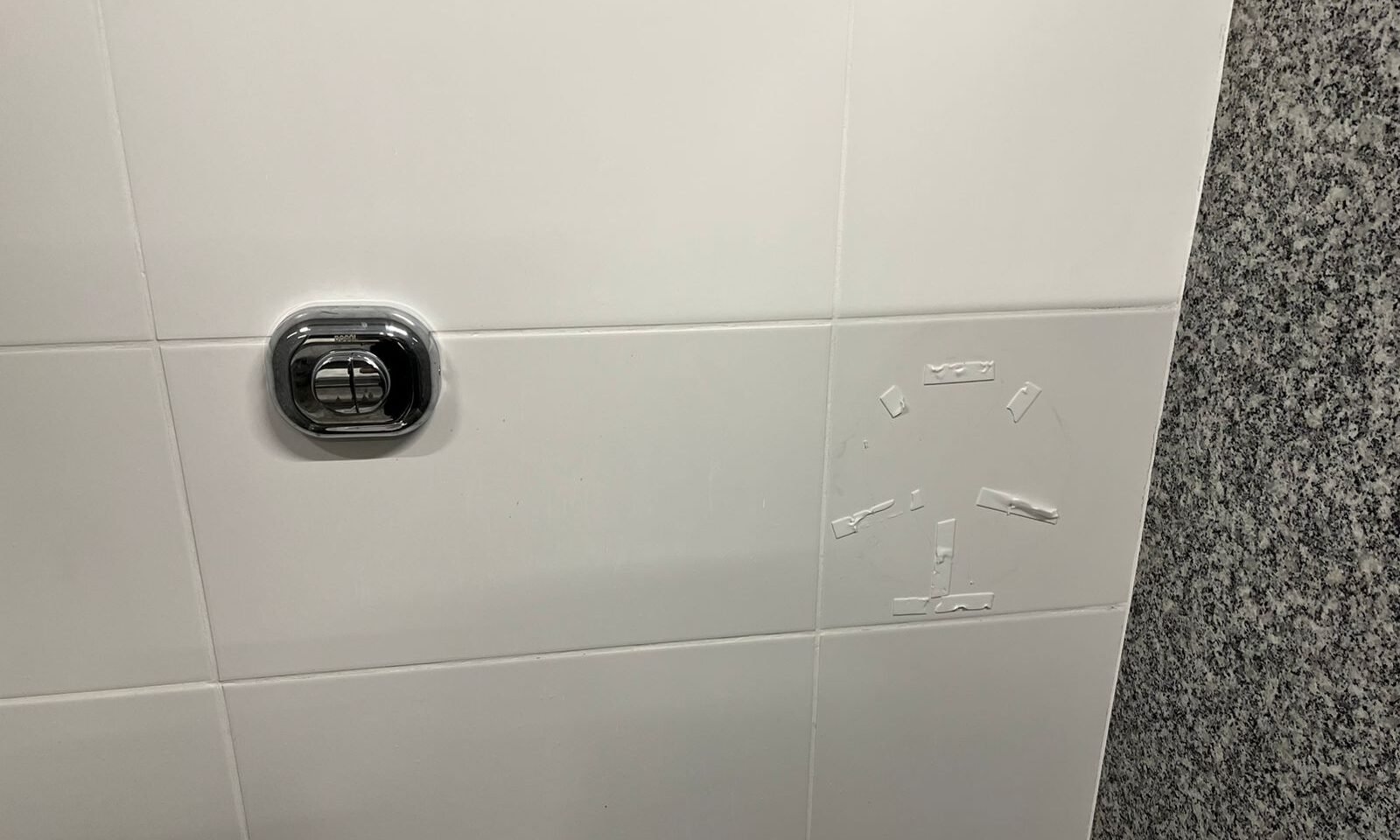 Banheiros da Arena MRV (foto: Pedro Bueno/EM/D.A.Press)