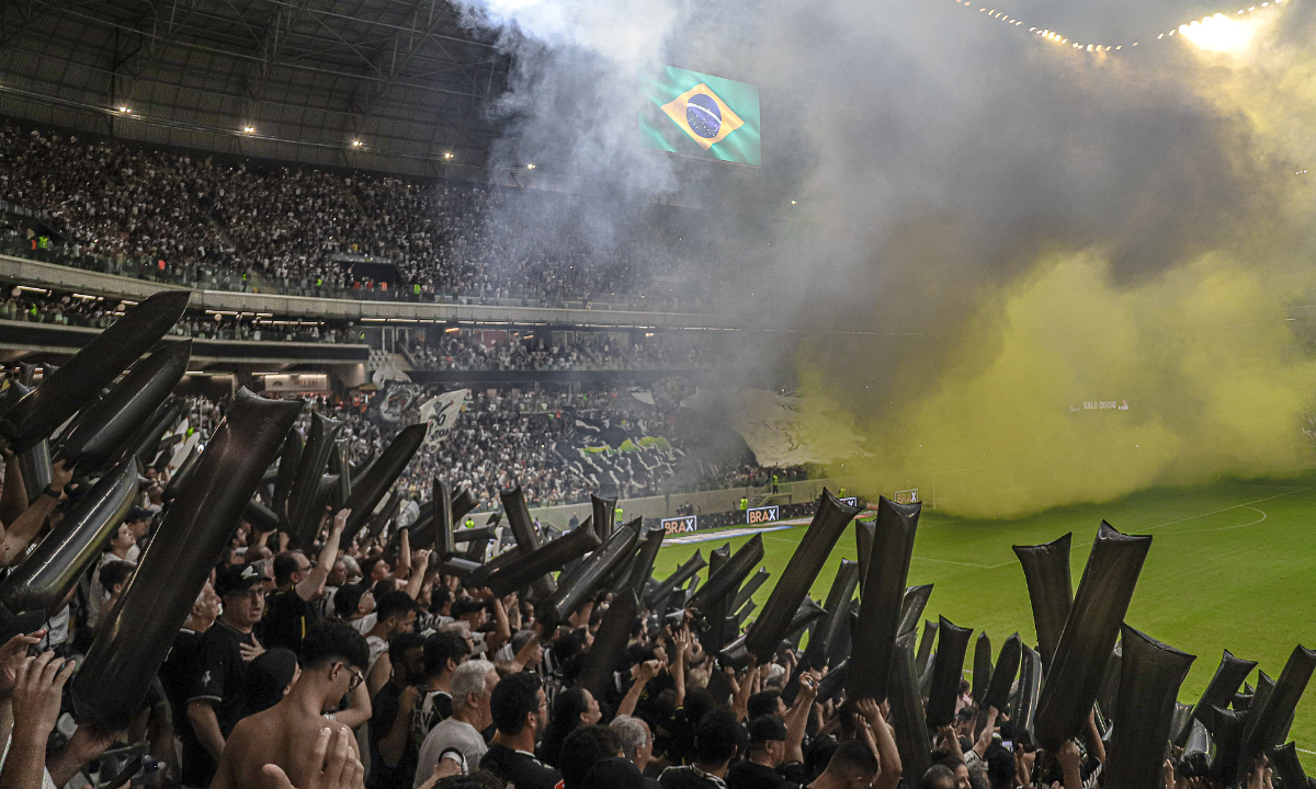 Torcedores do Atlético na Arena MRV em jogo contra o Coritiba - (foto: Pedro Click/Atlético)