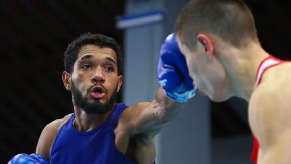 Luiz Oliveira pela Seleção Brasileira de Boxe (foto: Reprodução/Redes Sociais)