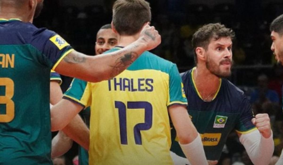 Jogadores da Seleção Brasileira Masculina de Vôlei comemoram (foto: Divulgação/Confederaçãoo Brasileira de Vôlei)