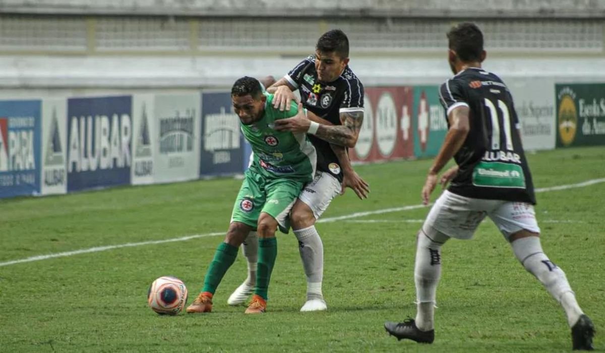 Davi Caça Rato, pelo Independente, contra o Remo (foto: Samara Miranda/Remo)