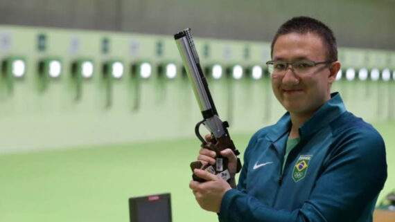 Felipe Wu conquistou o bronze para o Brasil no tiro esportivo (foto: Reprodução/Redes Sociais)