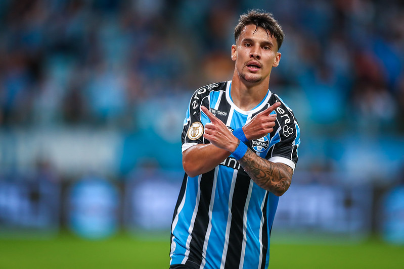 Pelo Brasileiro, Grêmio é superado pelo Botafogo na Arena