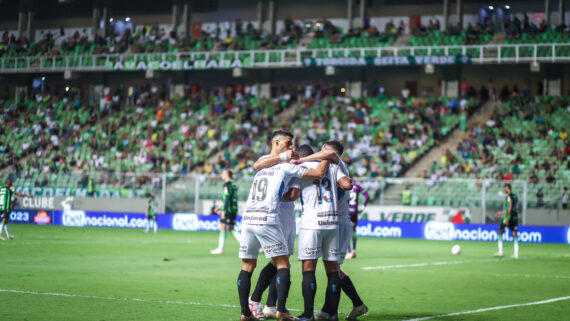 América e Grêmio no Brasileiro (foto: Lucas Uebel/ Grêmio FBPA )