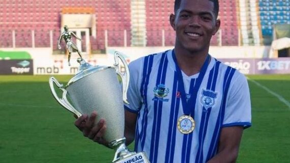 Jogador de futebol morre afogado no Rio São Francisco
