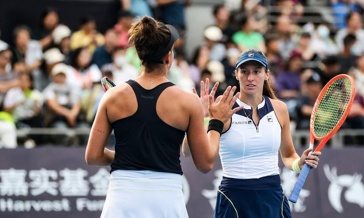 Tênis: Luisa Stefani e Ingrid Martins vão à semifinal do WTA de Pequim > No  Ataque
