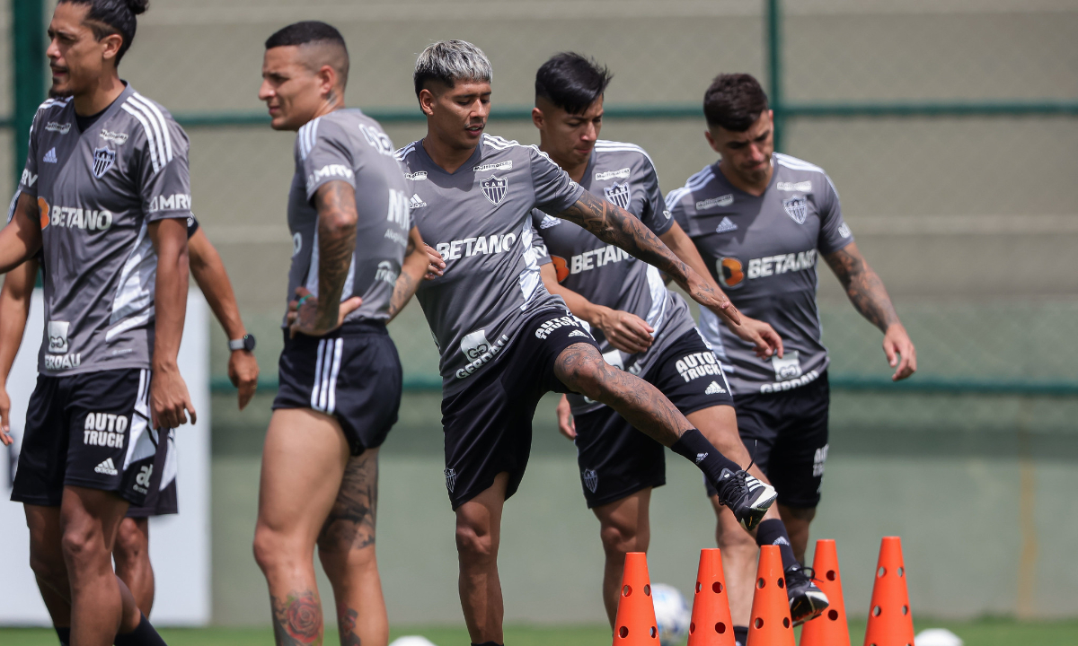 Escalação do Atlético-MG: time, dúvidas e desfalques contra o Fortaleza