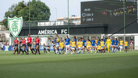 Cruzeiro e Atlético se enfrentaram na final do Mineiro Feminino (foto: Staff Images Woman / Cruzeiro)