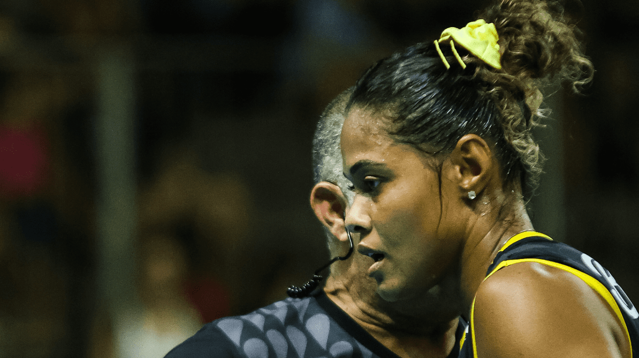 Adenízia, jogadora de vôlei do Praia Clube (foto: Eliezer Esportes/Praia Clube)