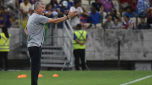 Paulo Autuori voltou a comandar o Cruzeiro como técnico - Crédito: 