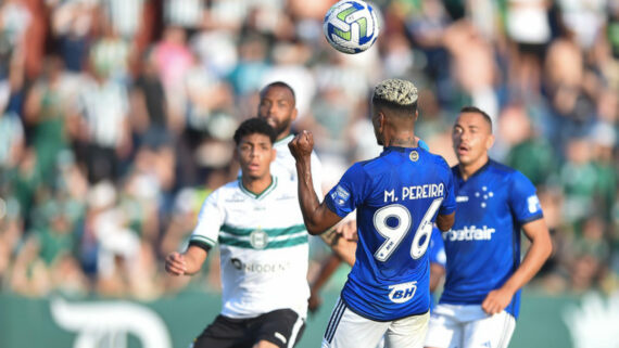 Cruzeiro perde para Coritiba em jogo marcado por 'batalha campal' > No  Ataque