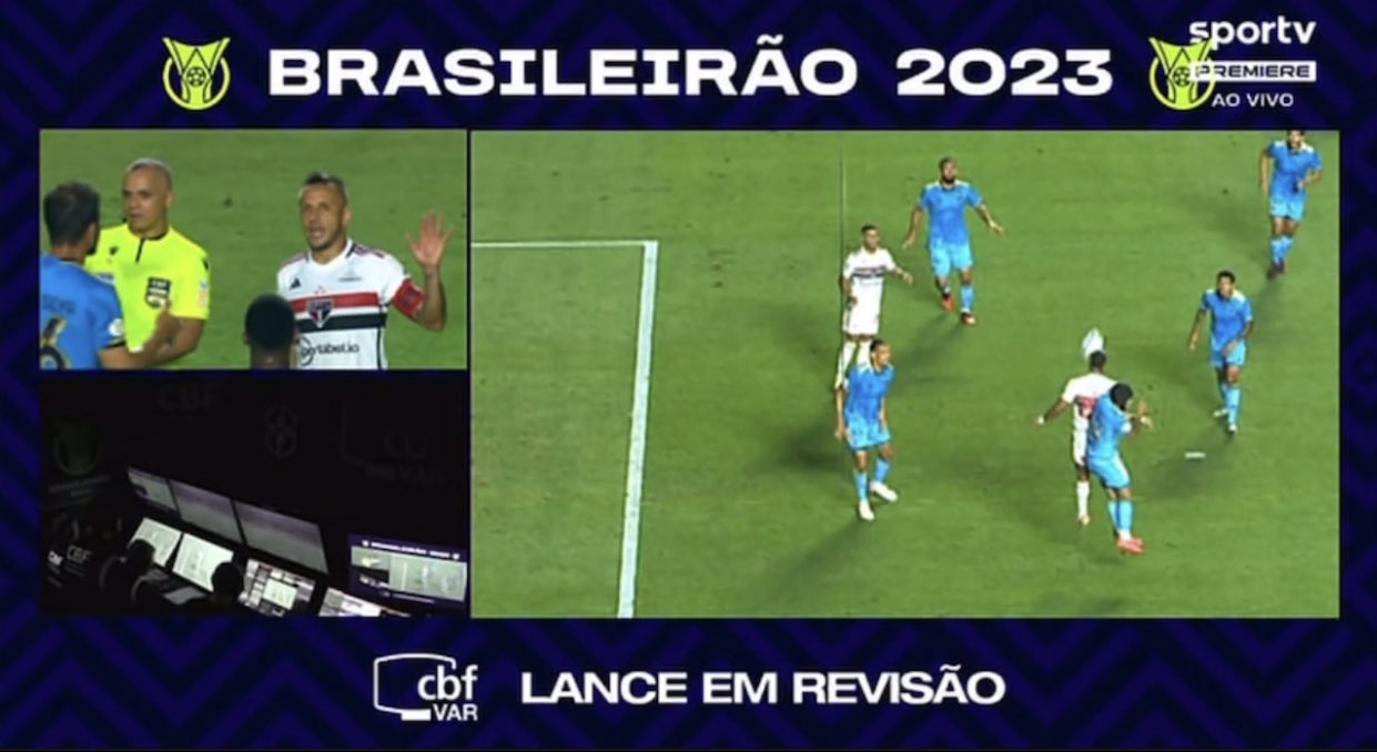 Márcio Rezende vê irregularidade em falta que originou gol do Flamengo  sobre o Atlético - Rádio Itatiaia