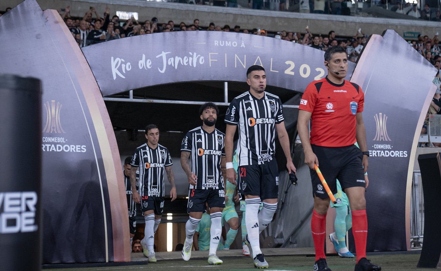 Jogadores do Atlético antes de confronto contra o Palmeiras pela Copa Libertadores de 2023 (foto: Pedro Souza/Atlético)