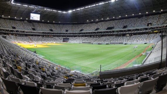 Gramado da Arena MRV antes da inauguração oficial (26/8) (foto: Pedro Souza/Atlético)