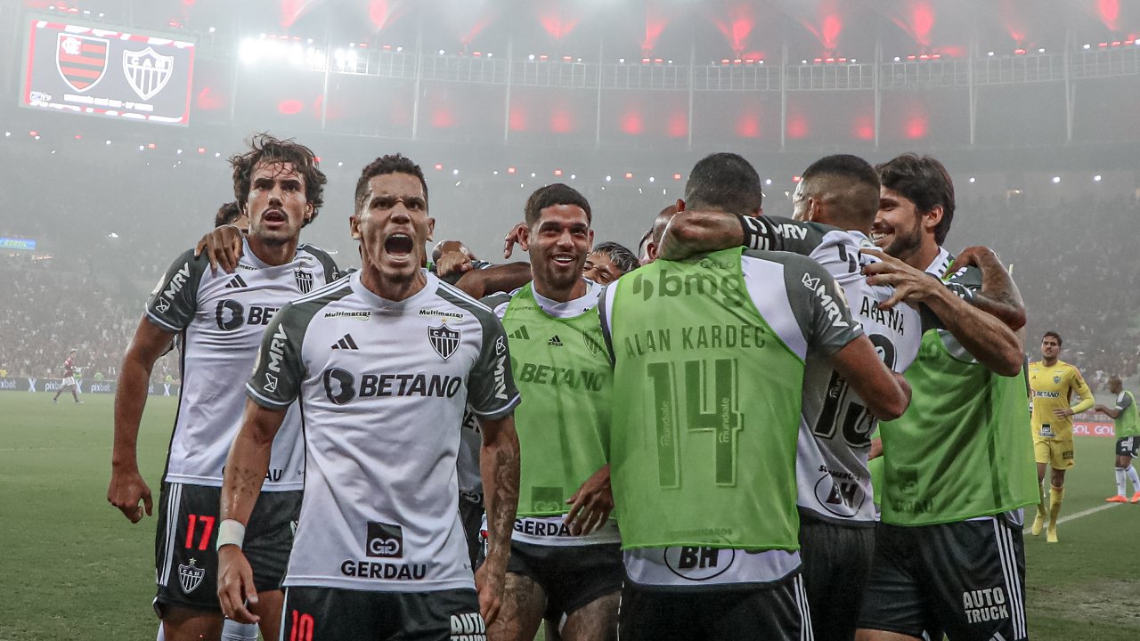 Paulinho pelo Atlético (foto: Pedro Souza / Atlético)