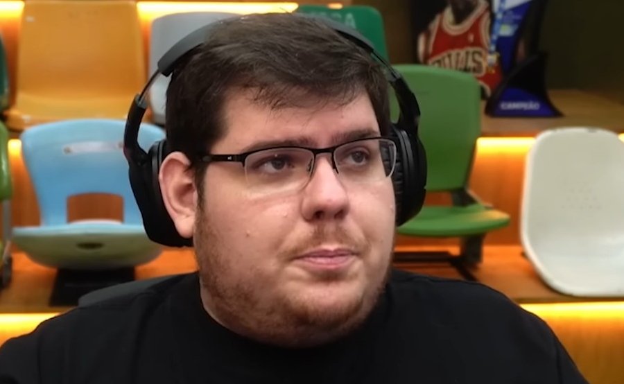 Streamer Casimiro 
