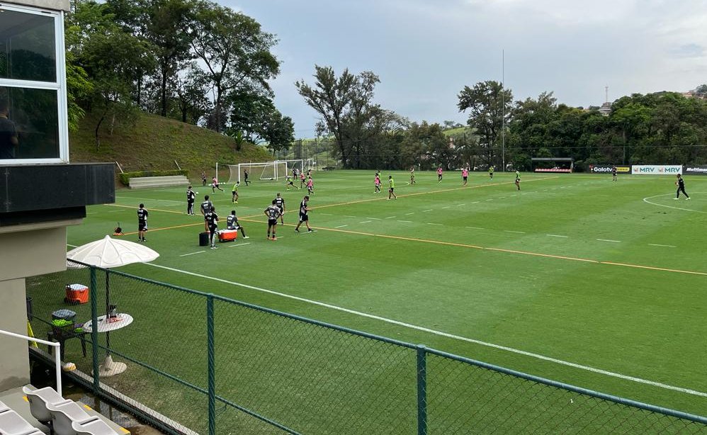 Treino do Atlético, aberto aos jornalistas, na Cidade do Galo (21/11) (foto: Lucas Bretas/No Ataque)