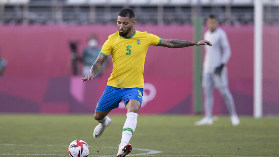 Douglas Luiz em ação pela Seleção Brasileira Olímpica (foto: Staff Images/CBF)