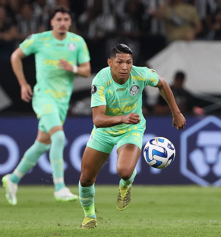 Rony nega que recebeu proposta para jogar no mundo árabe (foto: Cesar Greco/Palmeiras)