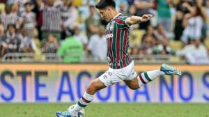 Cano foi novamente decisivo em vitória do Fluminense sobre o Coritiba, no Maracanã  - Crédito: 
