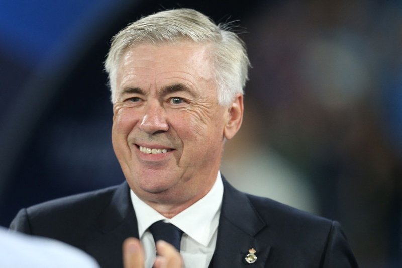 Ancelotti pelo Real (foto: Carlo Hermann/AFP via Getty Images)