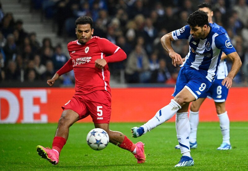 Porto venceu Antwerp por 2 a 0 (foto: Miguel Riopa/AFP)