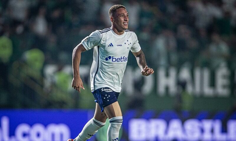 Robert fez o gol da vitória do Cruzeiro aos 50 minutos do segundo tempo