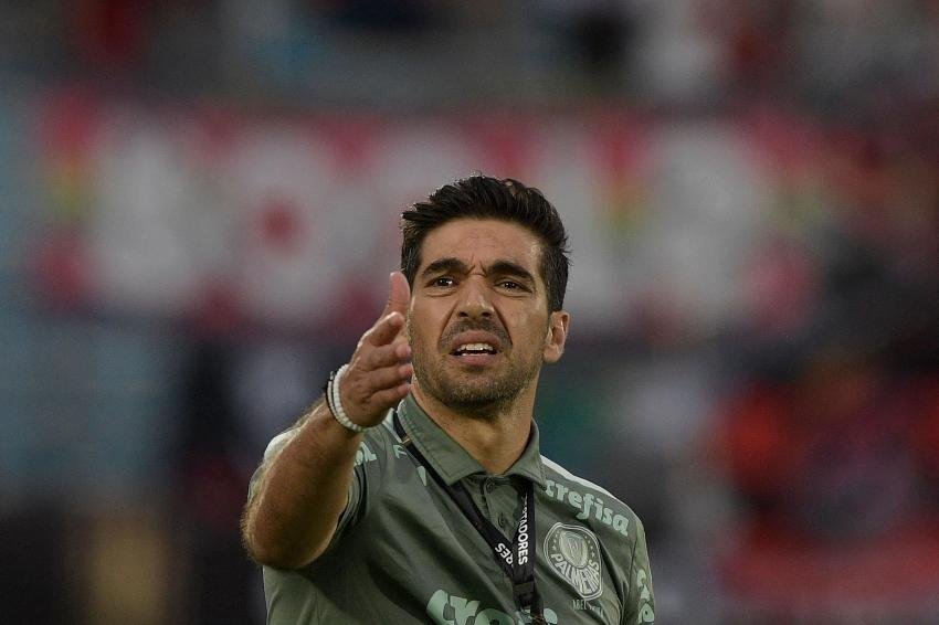 Abel Ferreira pelo Palmeiras (foto: JUAN MABROMATA/AFP)