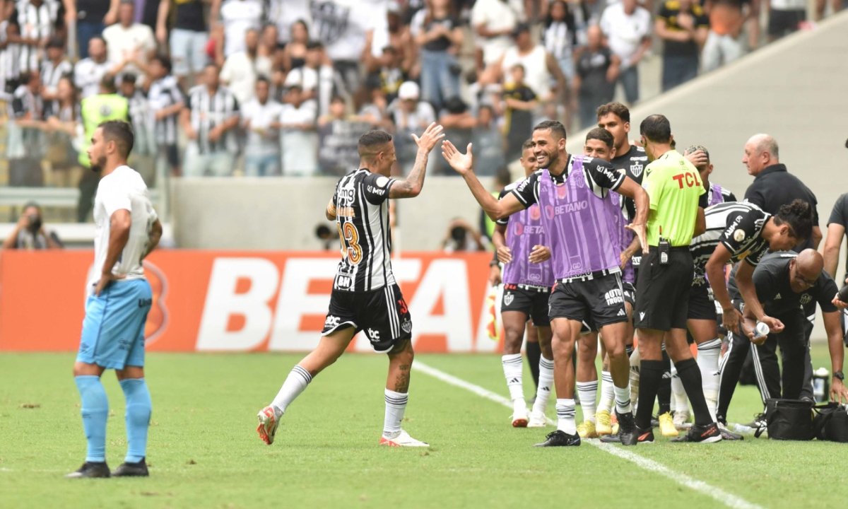 Arana comemora gol em vitória do Atlético sobre o Grêmio na Arena MRV (foto: Ramon Lisboa/EM/DA.Press)