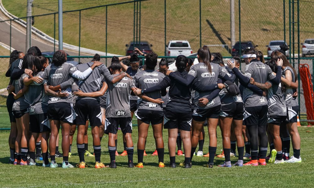 Jogadoras do Atlético reunidas (foto: Fabio Pinel / Atlético)