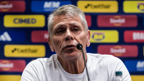 Paulo Autuori, treinador interino do Cruzeiro (foto: Gustavo Aleixo/Cruzeiro)