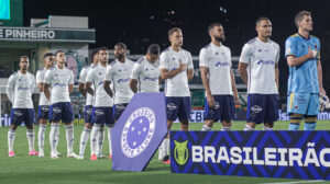 Cruzeiro luta contra o rebaixamento nas rodadas finais do Brasileiro - Crédito: 