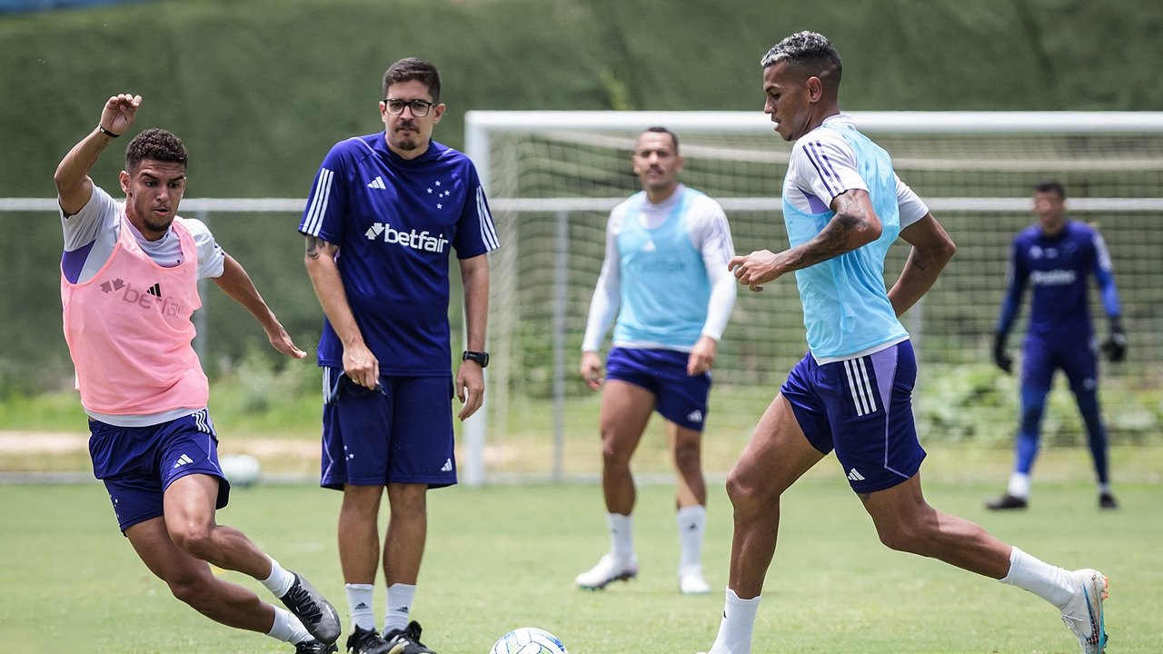 Gui Meira, meia-atacante da base do Cruzeiro (foto: Gustavo Aleixo/Cruzeiro)